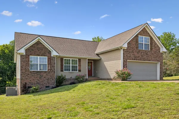 652 Charles Ln, Spring Hill, TN 37174