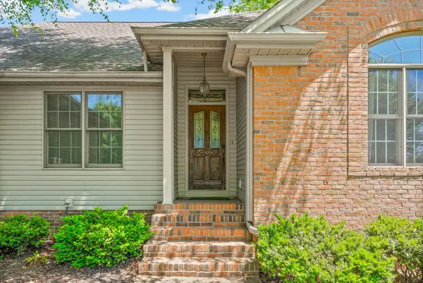 353 Irish Cir, Hopkinsville, KY 42240