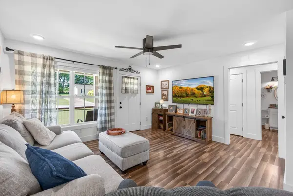223 Del Toro Dr, Sparta, TN 38583
