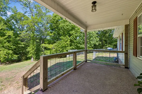 619 Longbranch Rd, Hohenwald, TN 38462