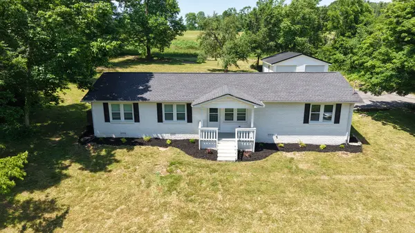 228 Howell Rd, Westmoreland, TN 37186