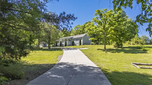 1010 Forestwood Rd, Ashland City, TN 37015