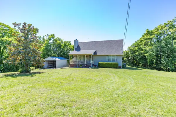 2161 Garner Rd, Mount Pleasant, TN 38474