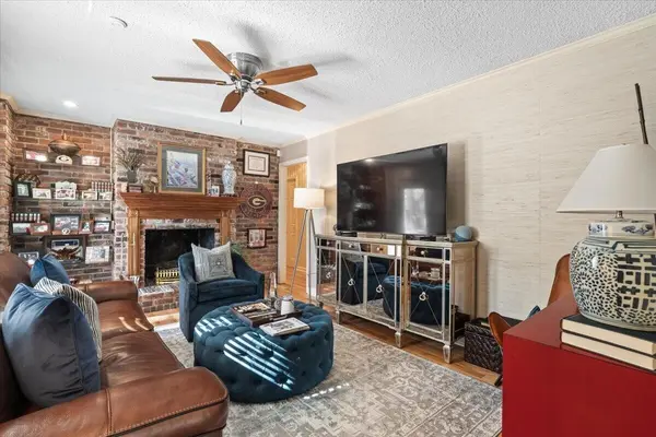 1600 Elaine Way, Dalton, GA 30720