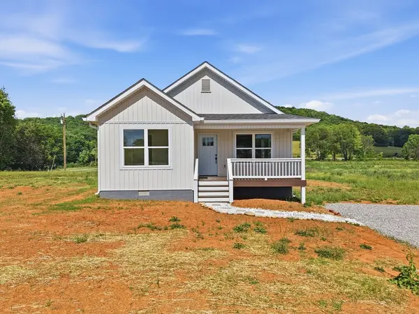 892 Old Cookeville Rd, Sparta, TN 38583