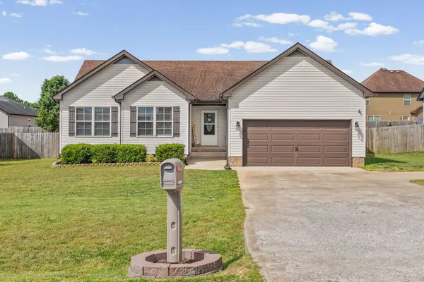 580 Tracy Ln, Clarksville, TN 37040