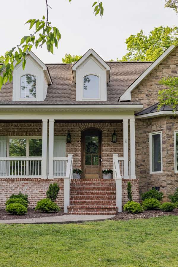1000 Norfleet Dr, Nashville, TN 37220