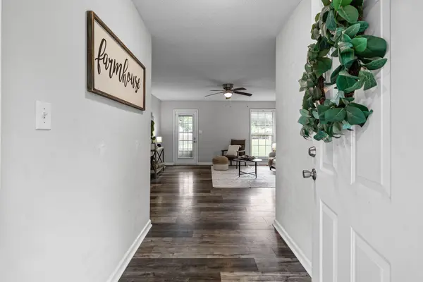 2939 Charlie Sleigh Rd, Woodlawn, TN 37191