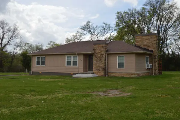 305 Peacock St, Bell Buckle, TN 37020