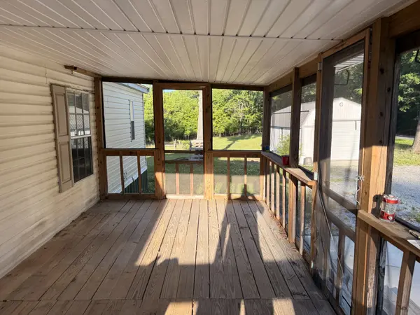 4585 Copper Spring Rd, Springville, TN 38256