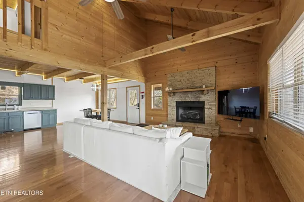 1015 Kizzy Patch Way, Del Rio, TN 37727