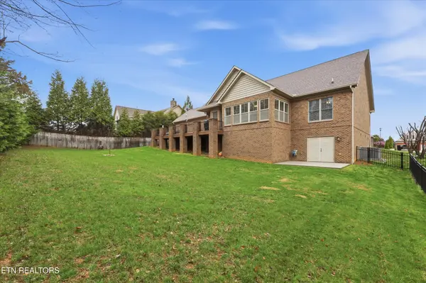 1221 Brighton Drive, Alcoa, TN 37701