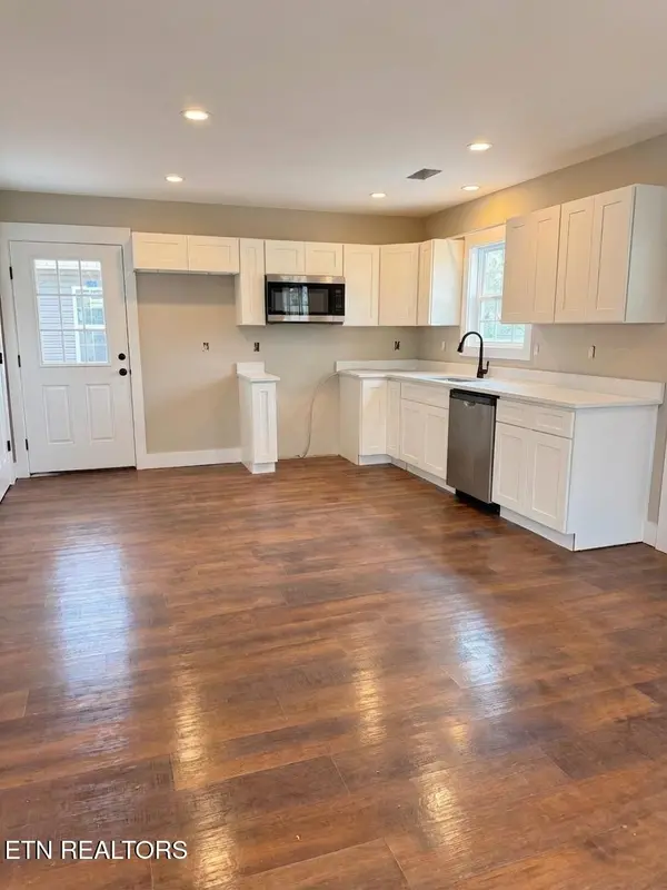 360 N Wright Rd, Alcoa, TN 37701