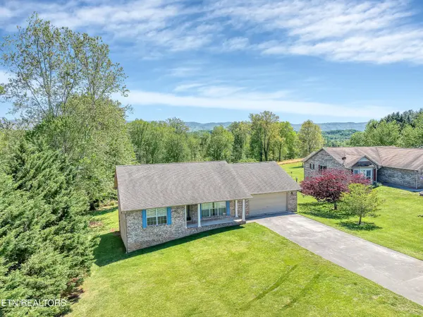 2036 Little Best Rd, Maryville, TN 37803