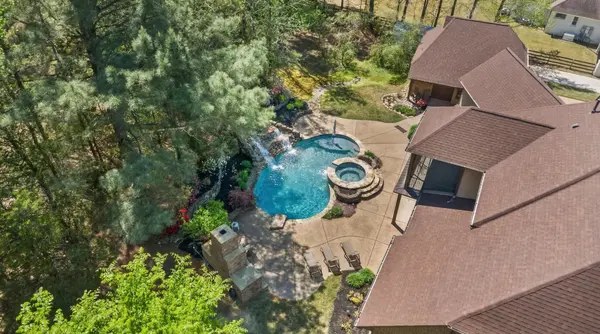 105 ASTON BROOK CV, Eads, TN 38028