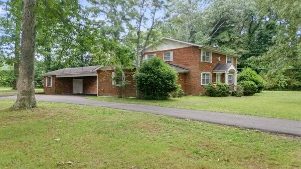 205 ARNOLD AVENUE, Tullahoma, TN 37388