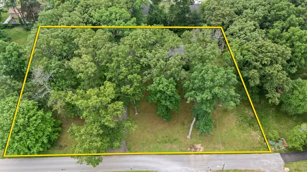 205 ARNOLD AVENUE, Tullahoma, TN 37388