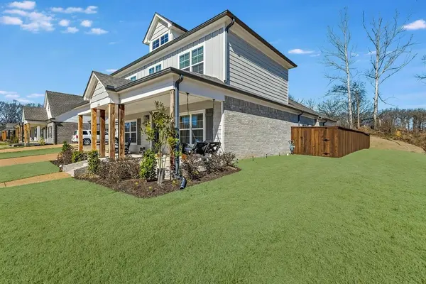 1254 CREEKSIDE LN, Hernando, MS 38632