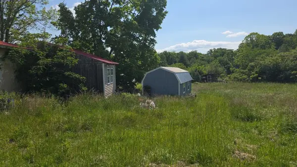 2105 Deer Lodge HWY, Deer Lodge, TN 37726