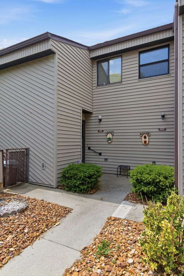 6 Lakeshore Ct #101, Crossville, TN 38558