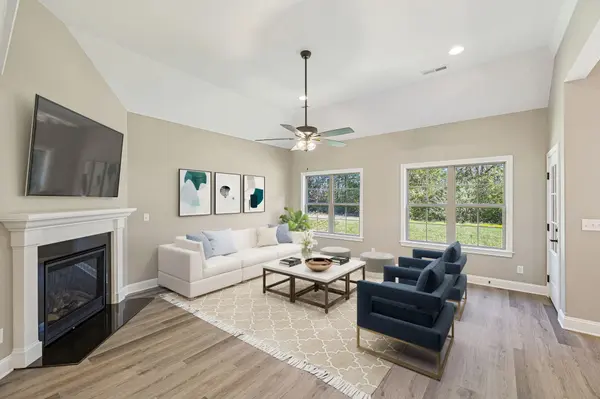 219 Lake View Point, Englewood, TN 37329