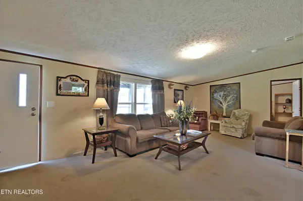1641 Ponderosa Drive, Dandridge, TN 37725