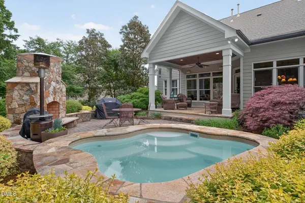 5001 Greyhawk Pl, Apex, NC 27539