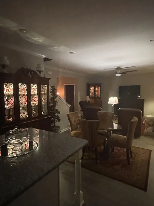1055 Amber Hills Dr, Ashland City, TN 37015