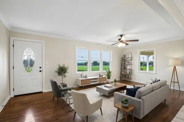 417 Central Ave, Chapel Hill, TN 37034