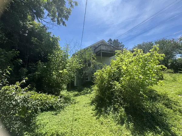 123 W School St, Linden, TN 37096