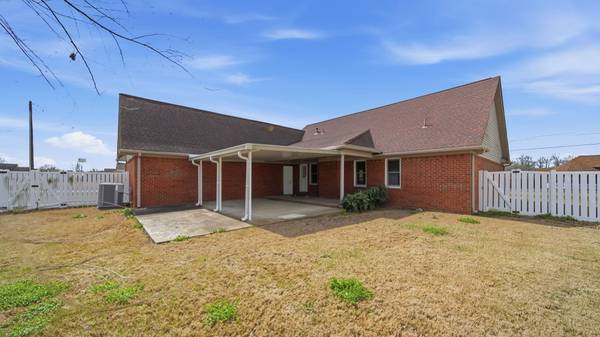 371 BEVERLY DR, Atoka, TN 38004