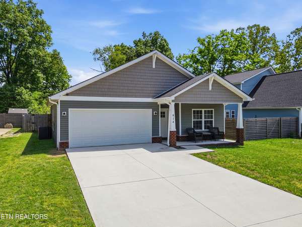 814 Cherry St, Alcoa, TN 37701