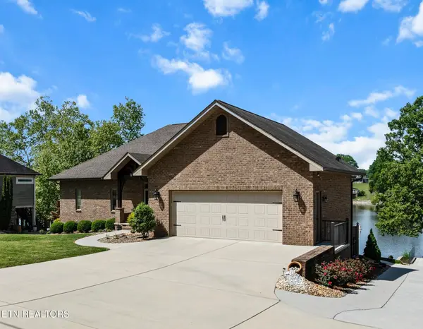 853 Collie Cove Court, Friendsville, TN 37737