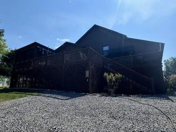 151 Rivers Edge Lane, Benton, TN 37307