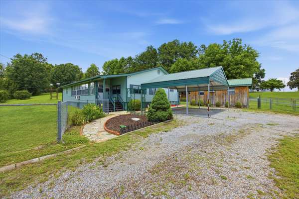 2588 Garretts Chapel Road, Chickamauga, GA 30707