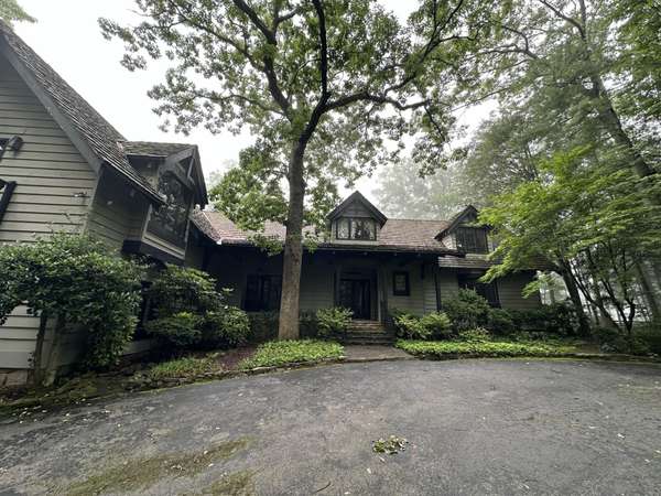 4608 Chestnut Avenue, Signal Mountain, TN 37377