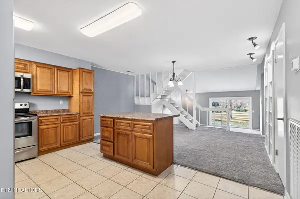 7000 Big Horn Drive #B6, Crossville, TN 38572