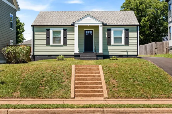 704 S 12th St, Nashville, TN 37206