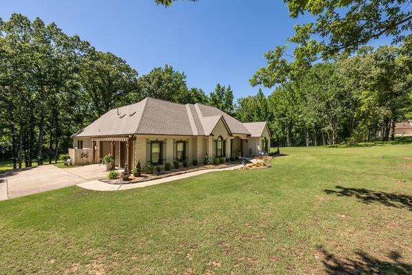 315 HICKORY WOODS DR, Eads, TN 38028