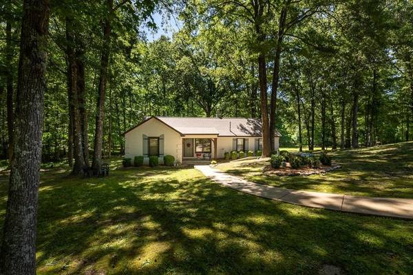 315 HICKORY WOODS DR, Eads, TN 38028