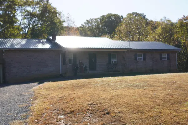 240 White Oak Drive, Decatur, TN 37322