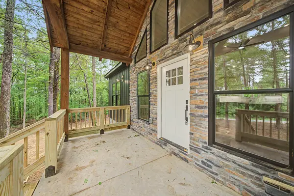 230 TANYARD CIR, Adamsville, TN 38310