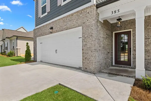 385 Winchester Drive, Fort Oglethorpe, GA 30742