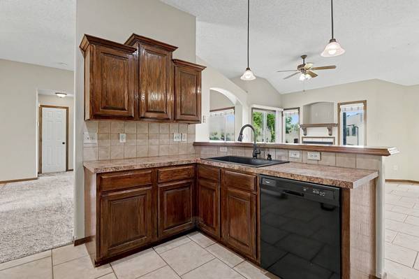 3412 N RIDGE PORT, Wichita, KS 67205