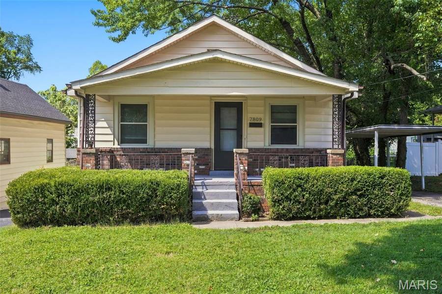 7809 elton, St Louis, MO 63123