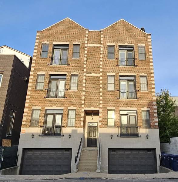 511 N Hartland CT #2N, Chicago, IL 60622