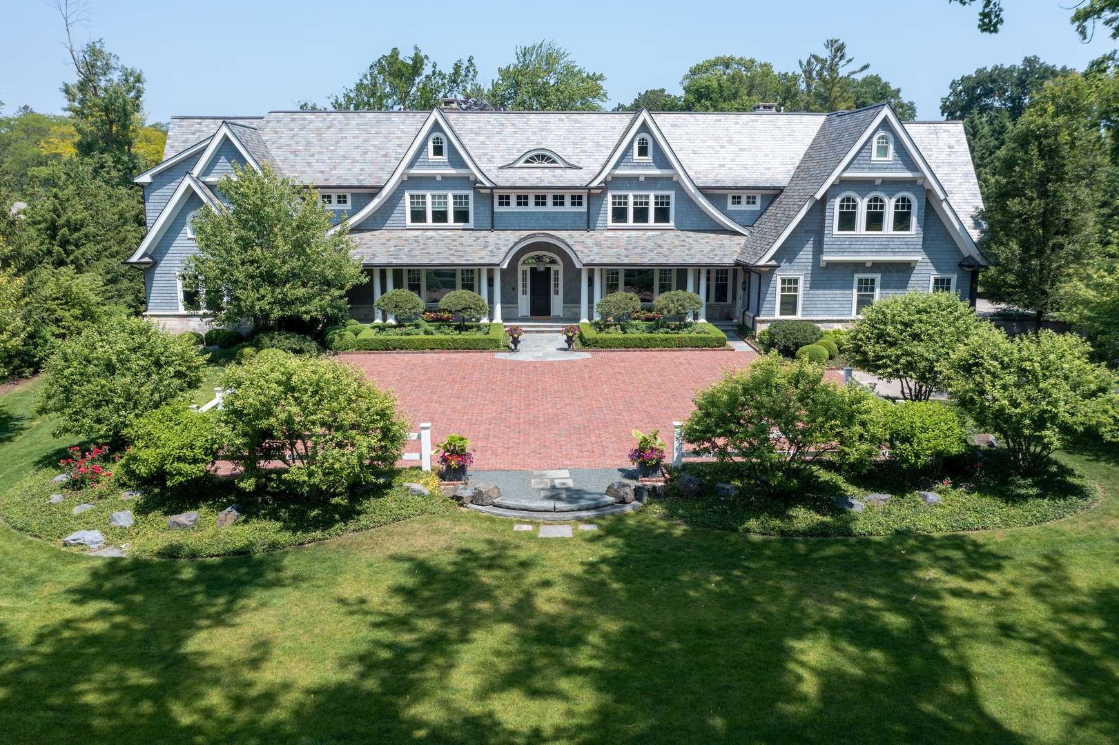 931 Sunset RD, Winnetka, IL 60093
