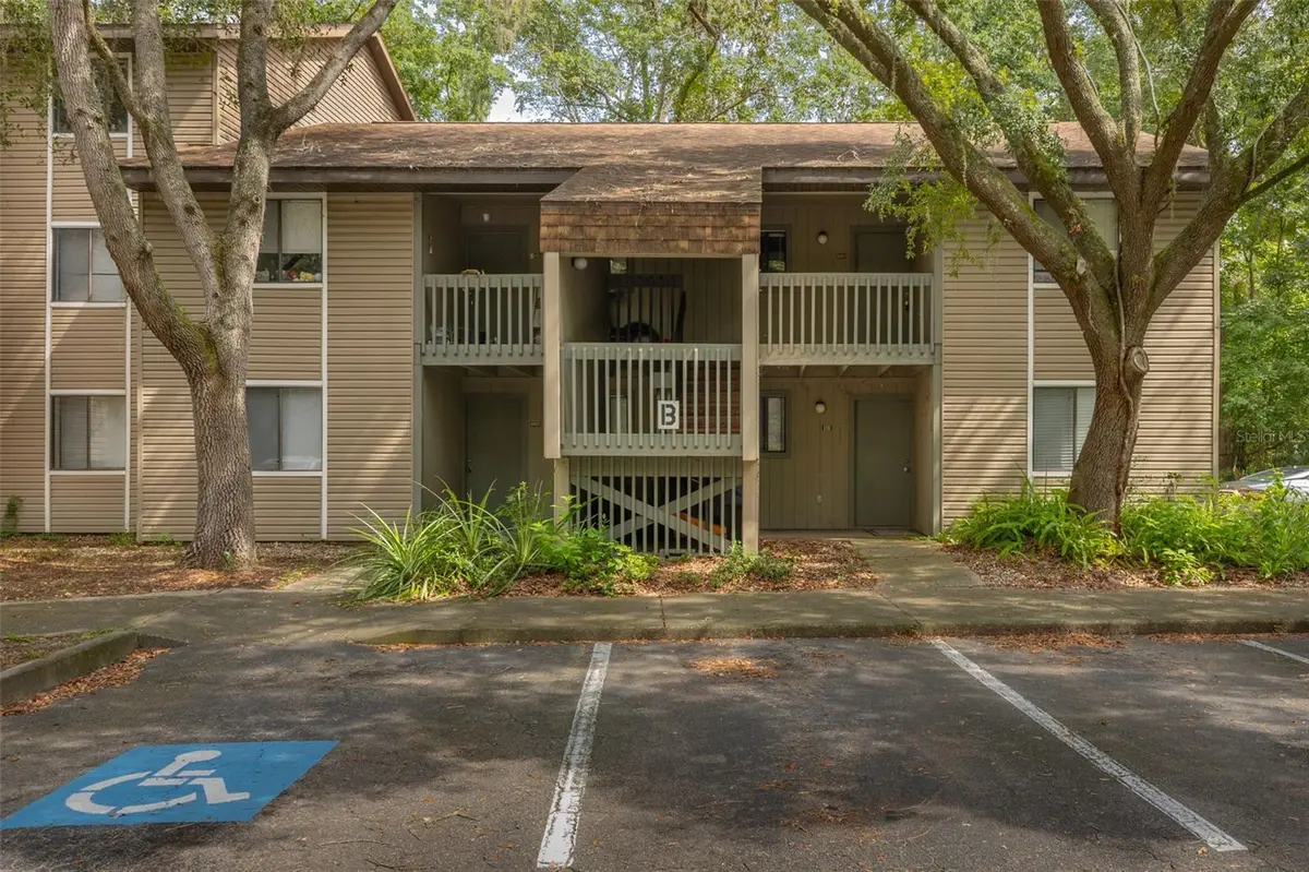 77 SE 16TH AVE #B201, Gainesville, FL 32601