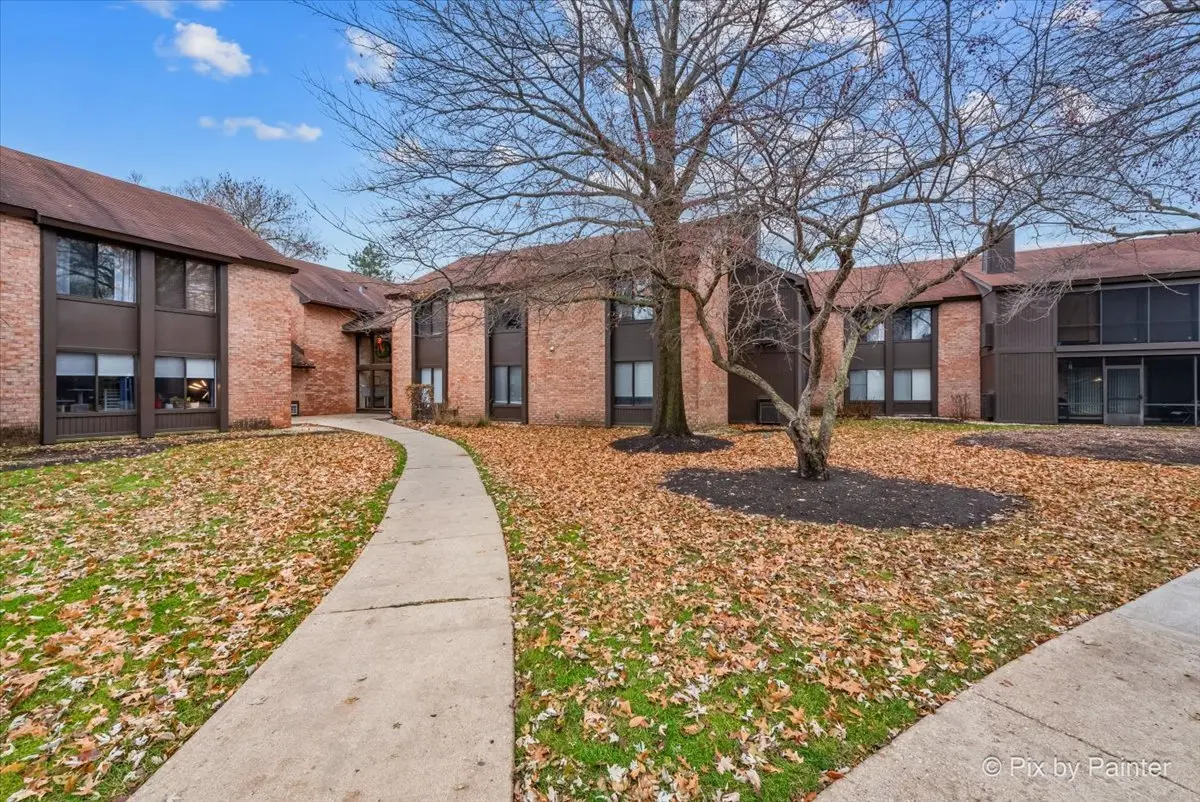 740 Saint Andrews LN #36, Crystal Lake, IL 60014