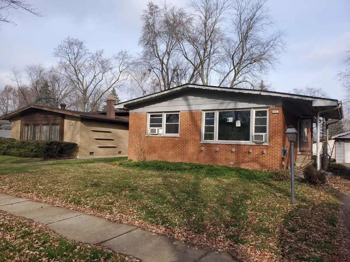733 W Strieff LN, Glenwood, IL 60425